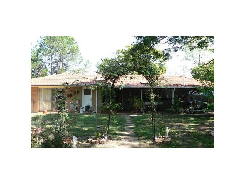 1588 Old Cleveland Road, Belmont QLD 4153