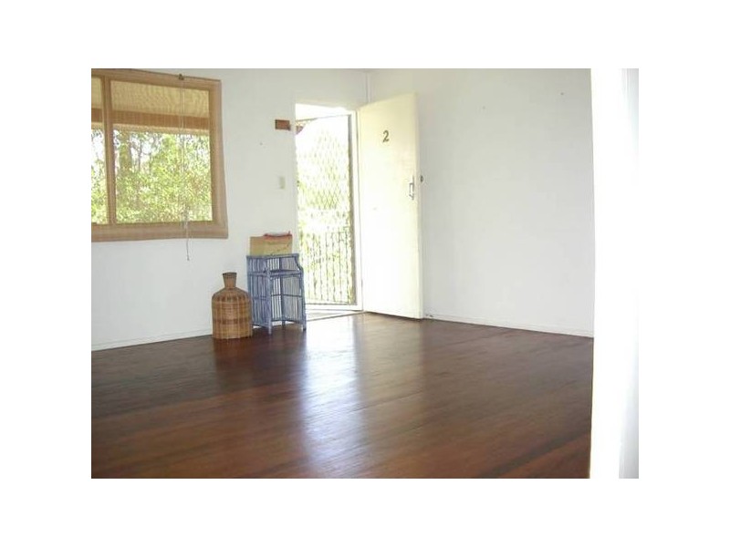 2 Isis Street, Seven Hills QLD 4170