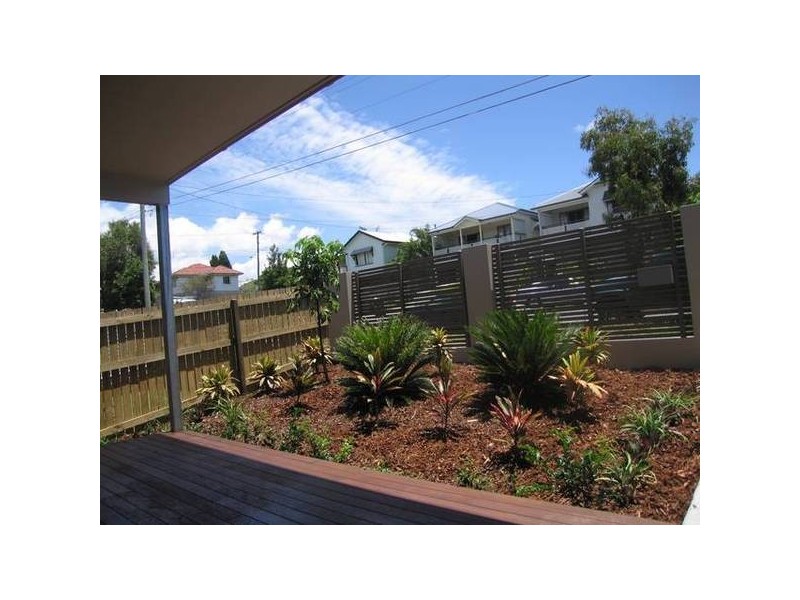 1/141 Grosvenor St, Morningside QLD 4170