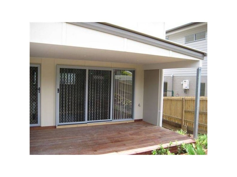 1/141 Grosvenor St, Morningside QLD 4170