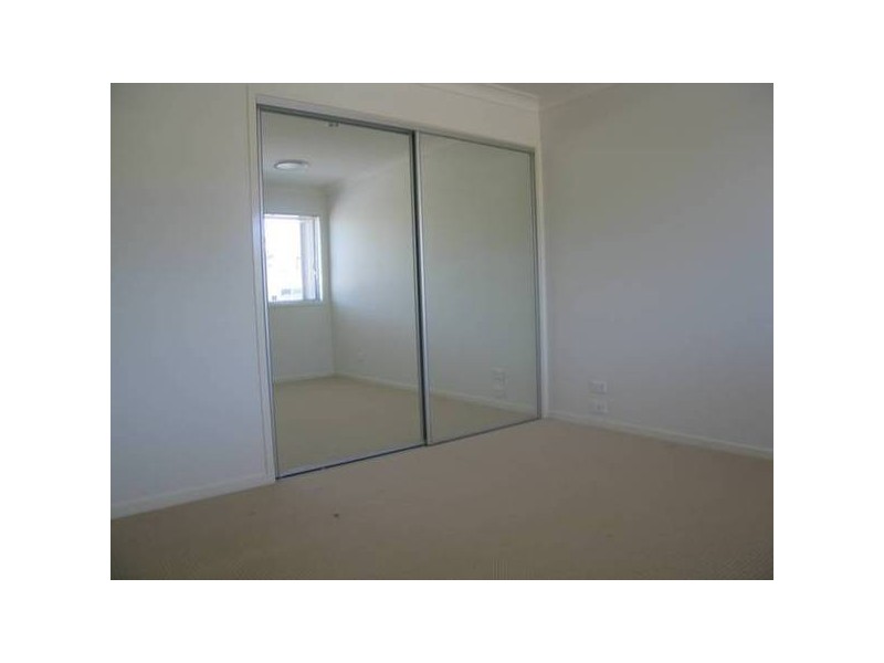 1/141 Grosvenor St, Morningside QLD 4170