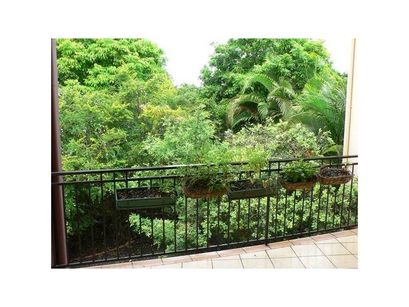 10/13 Vectis Street, Norman Park QLD 4170