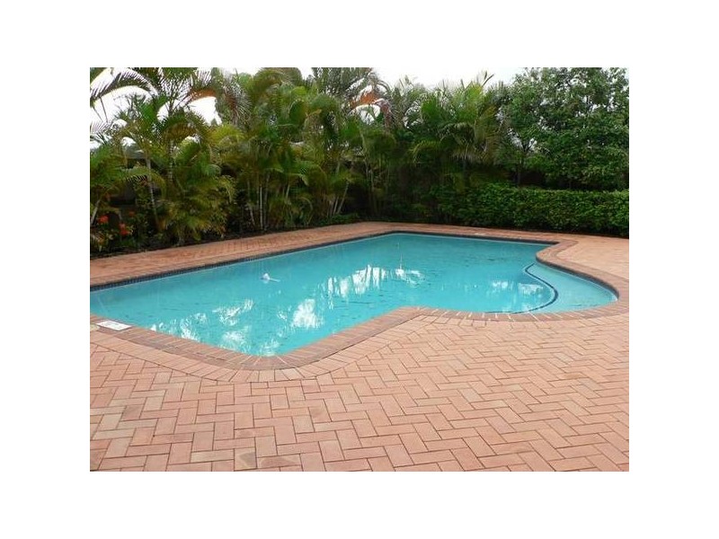 10/13 Vectis Street, Norman Park QLD 4170