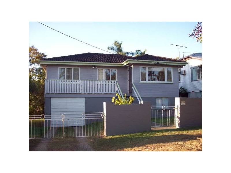 10 Moolabar Street, Morningside QLD 4170