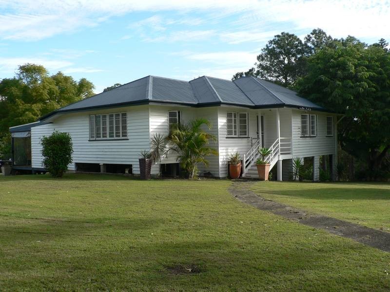 409 London Road, Belmont QLD 4153