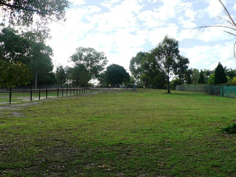 409 London Road, Belmont QLD 4153