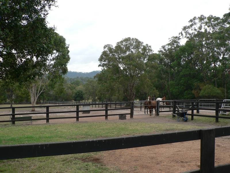 409 London Road, Belmont QLD 4153