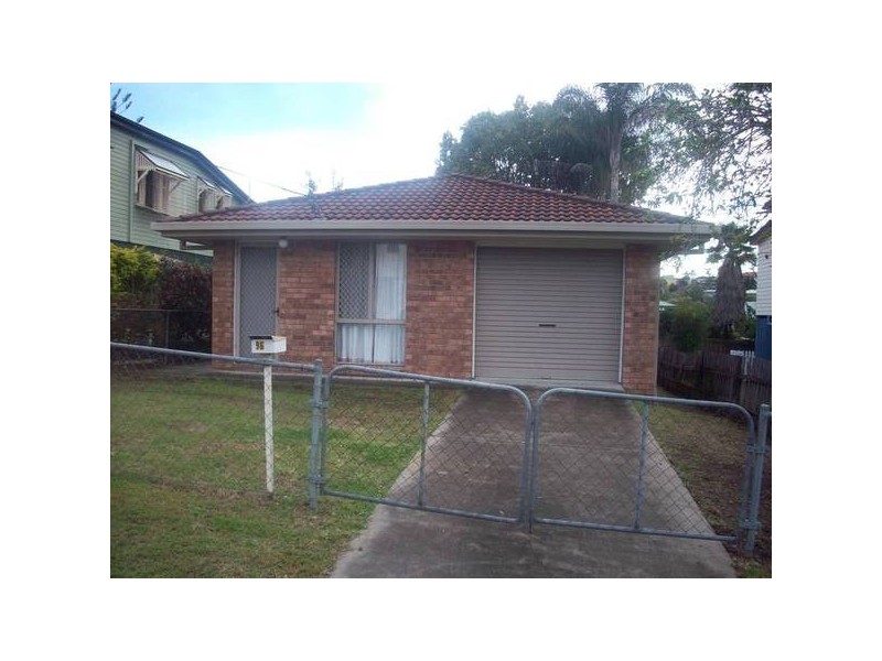 96 Macrossan Avenue, Norman Park QLD 4170