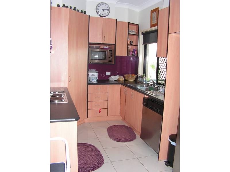 1/34 Pembroke Street, Carina QLD 4152