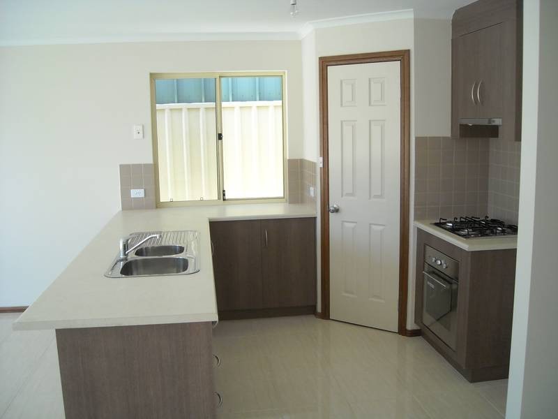 6 Wayfarer Mews, Smithfield SA 5114