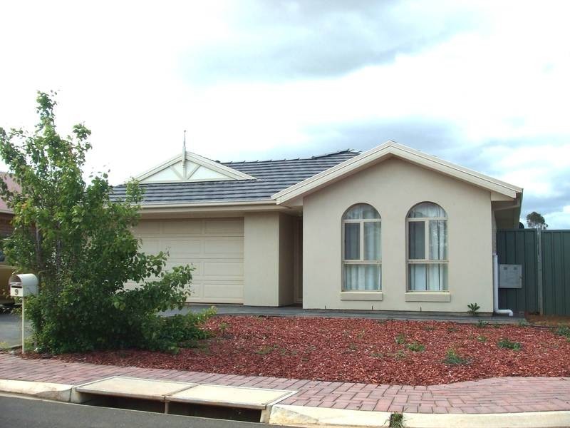 9 Orange Parade, Munno Para West SA 5115