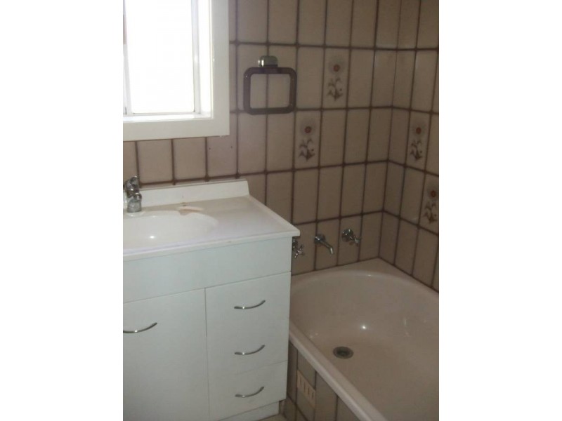 32 Conyngham Avenue, Elizabeth East SA 5112