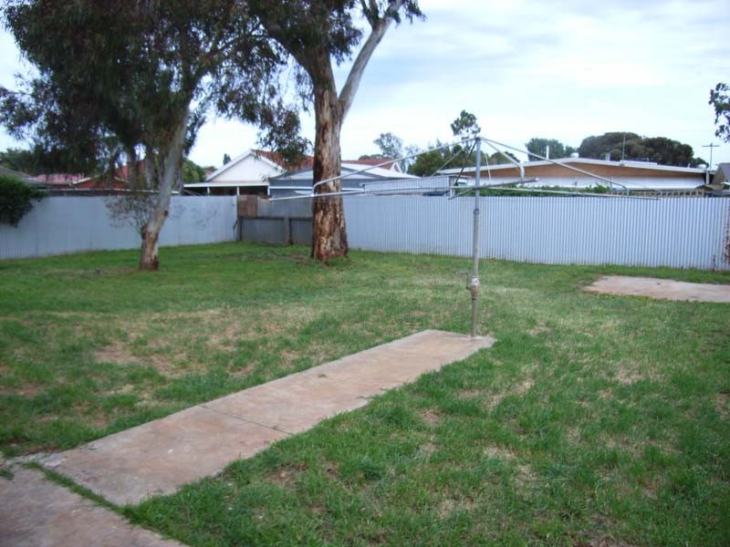 13 Counter Road, Elizabeth Downs SA 5113