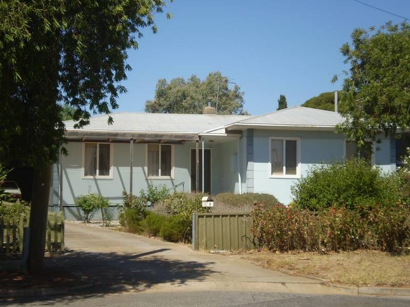 8 Barton, Elizabeth Downs SA 5113