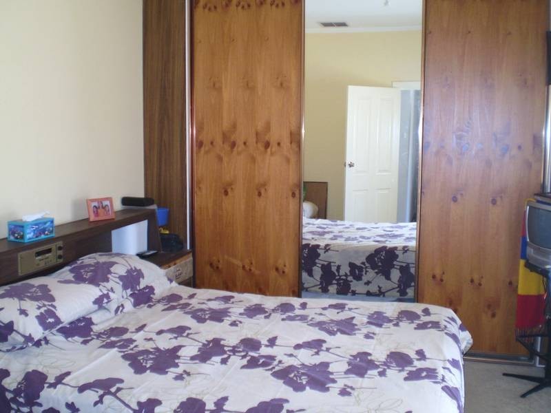 18 Crisp Road, Elizabeth Downs SA 5113