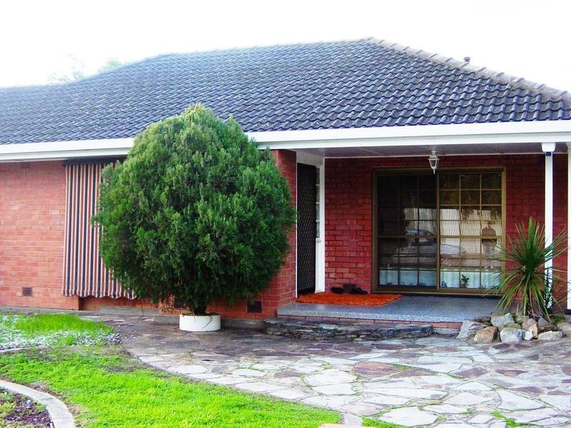 13 St Leonards Crescent, Elizabeth Downs SA 5113