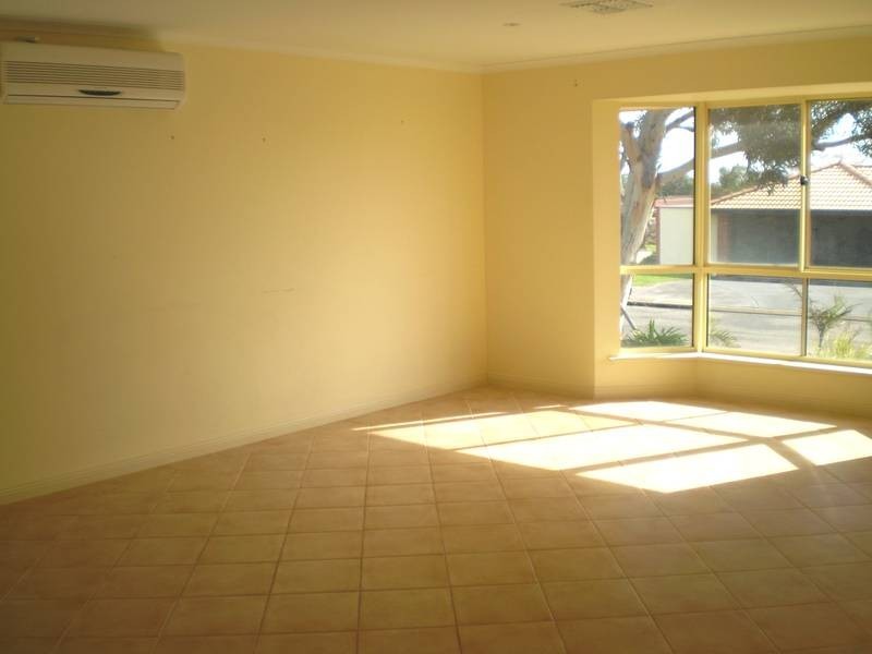 20 Baron Rd, Blakeview SA 5114