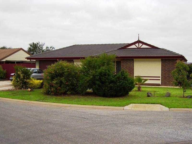 4 Riddoch Drive, Andrews Farm SA 5114