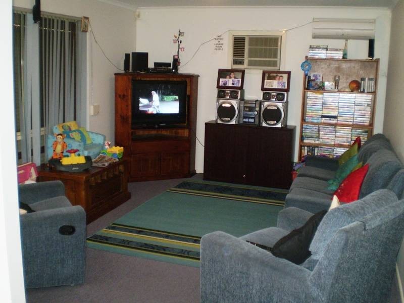 4 Riddoch Drive, Andrews Farm SA 5114