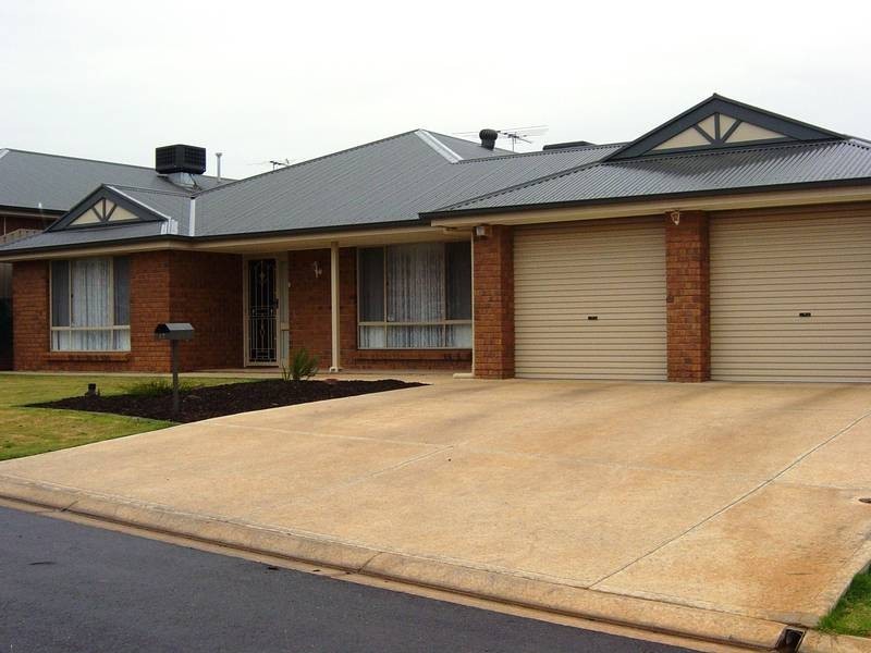 30 RADIATA GROVE, Salisbury Heights SA 5109