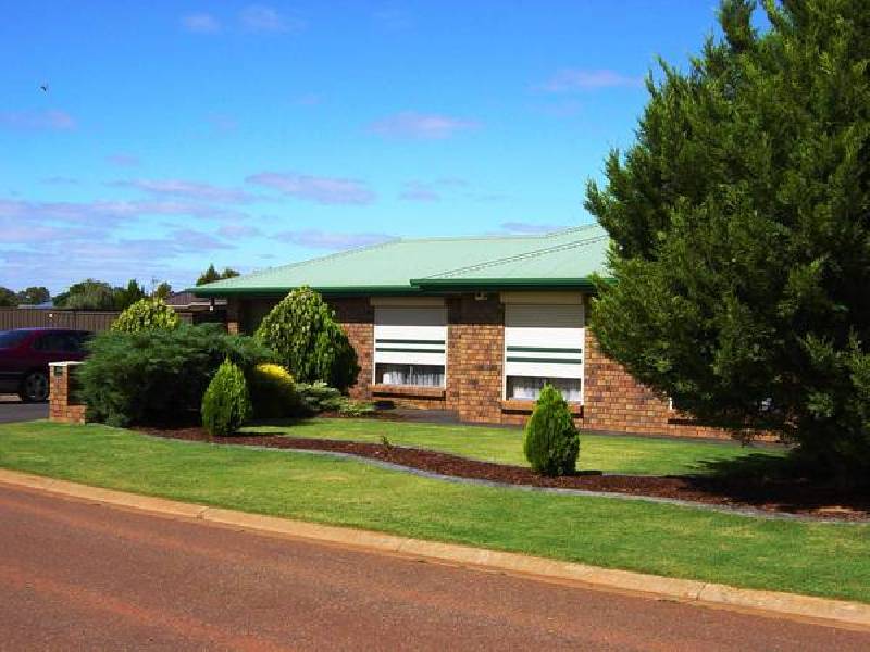 4 Springbank Grove, Blakeview SA 5114