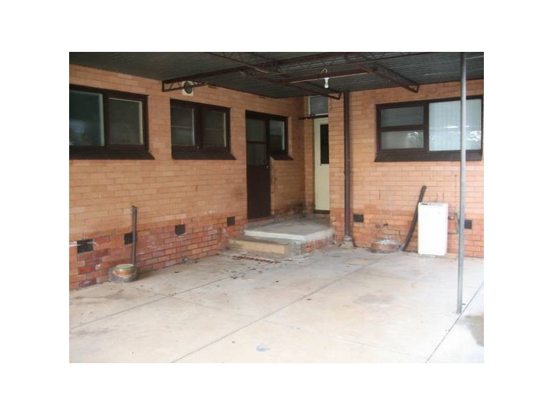 11 Midway Rd, Elizabeth East SA 5112