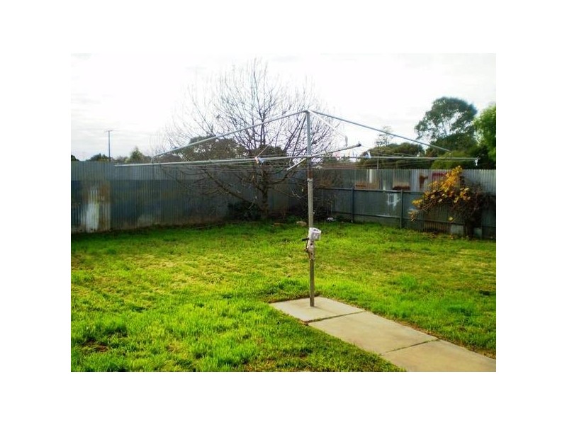 20 Small Crescent, Smithfield Plains SA 5114