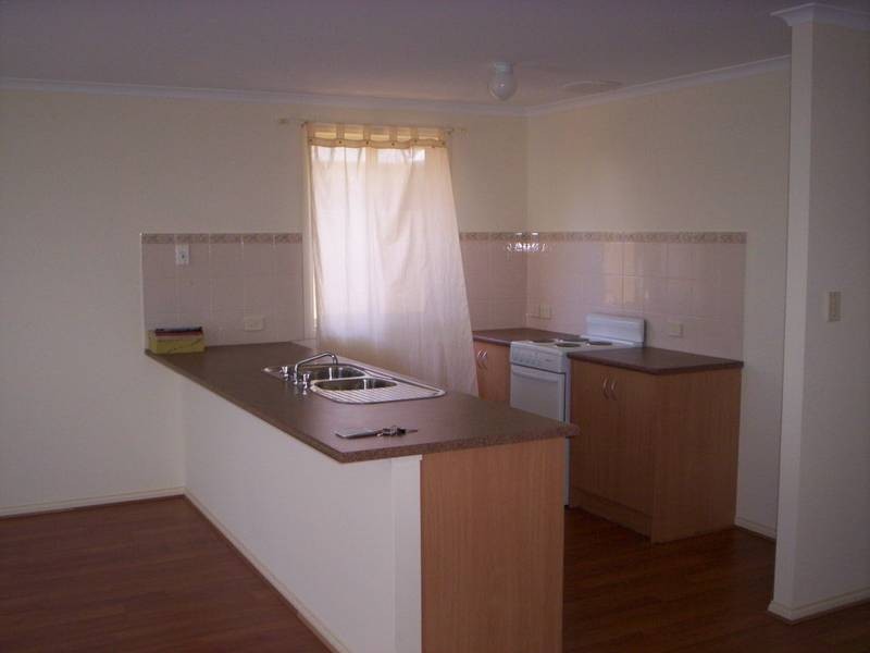 14 Caroline Dr, Paralowie SA 5108