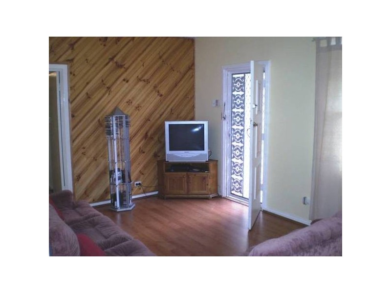 33 Peacock Road, Elizabeth Downs SA 5113