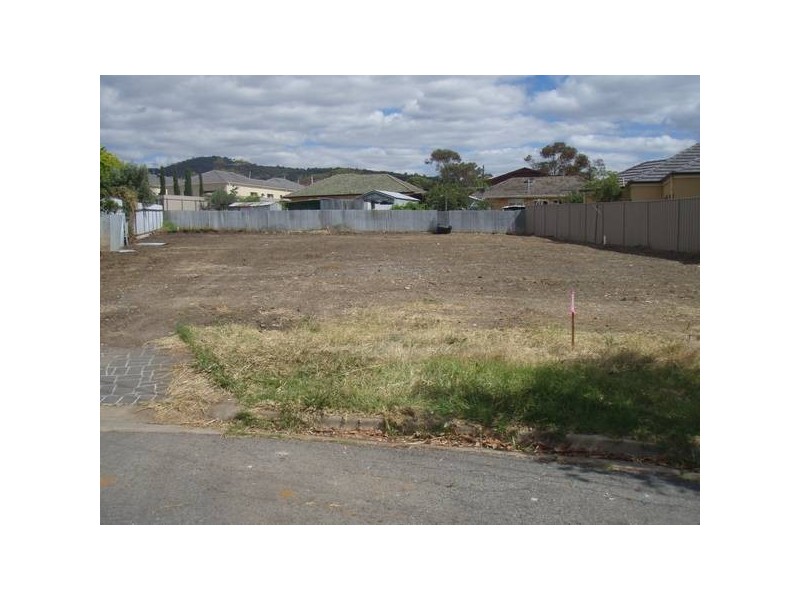 1 & 2 Cash Street, Rostrevor SA 5073