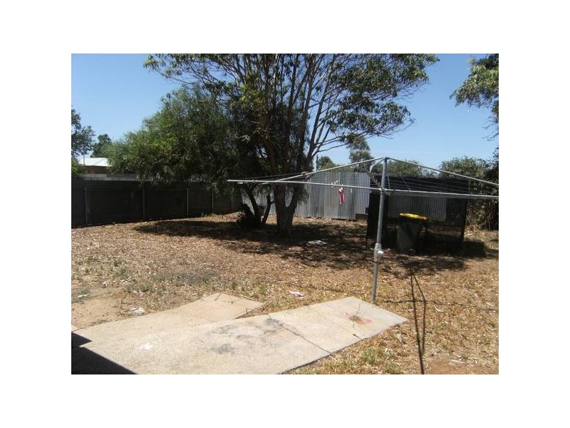 35 Tudor Crescent, Smithfield Plains SA 5114