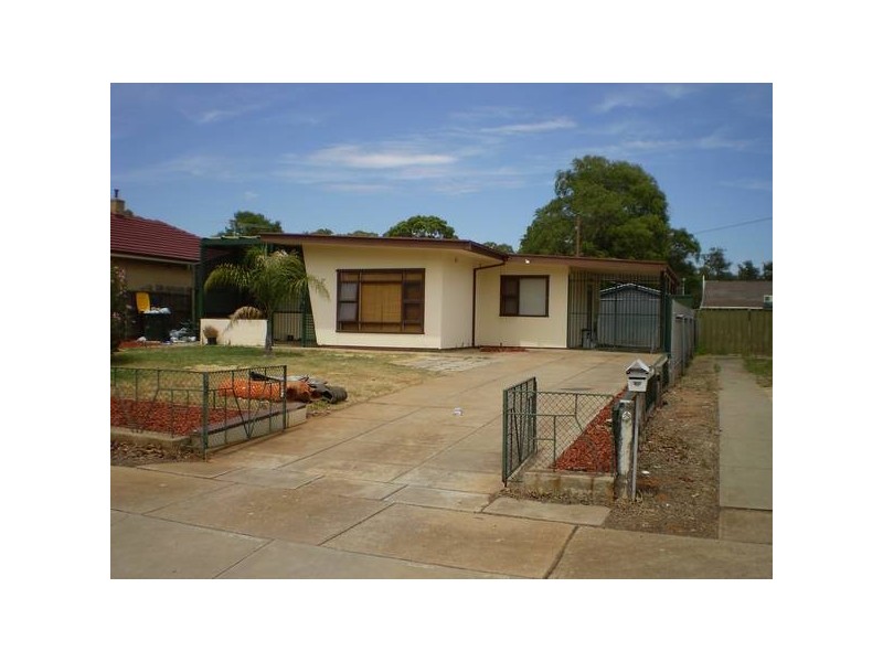 27 Hewitt Road, Elizabeth South SA 5112