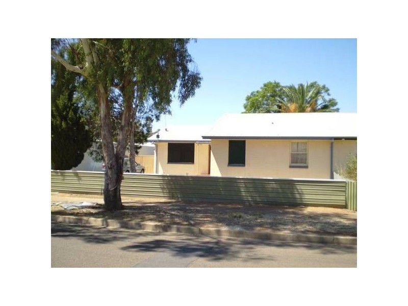 15/17 Moulds Crescent, Smithfield Plains SA 5114