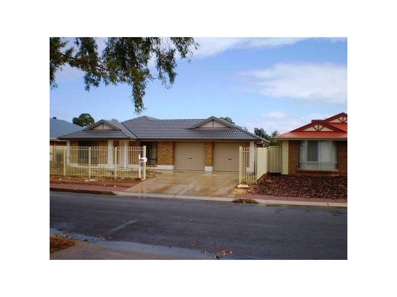 15/17 Moulds Crescent, Smithfield Plains SA 5114