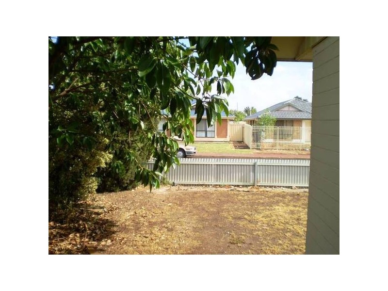 15/17 Moulds Crescent, Smithfield Plains SA 5114