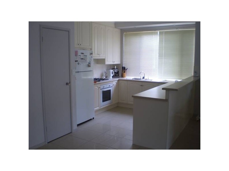 8 Newland Way, Mawson Lakes SA 5095