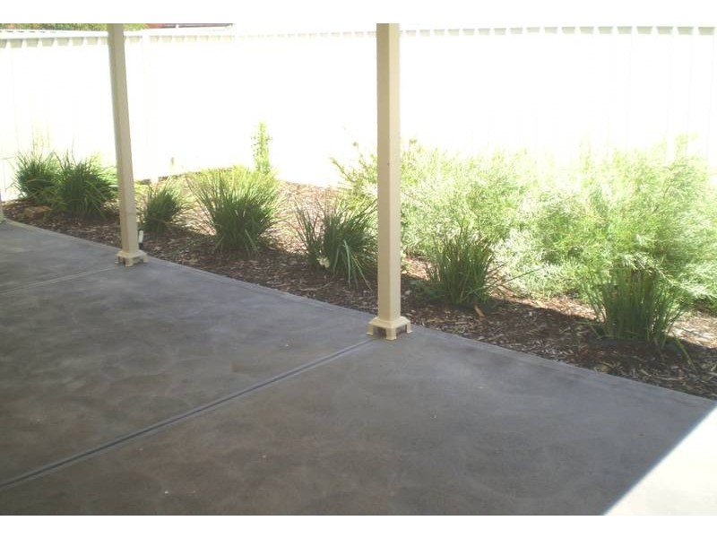 4 Wayfarer Mews, Smithfield SA 5114