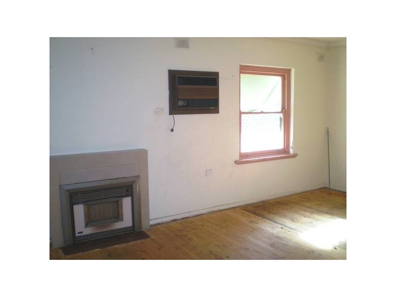 27 Portland Road, Elizabeth East SA 5112