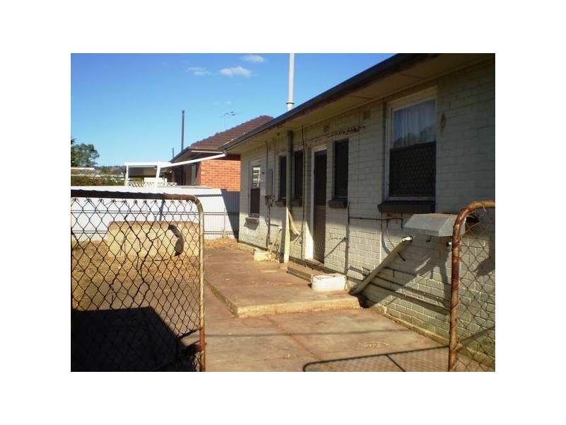 27 Portland Road, Elizabeth East SA 5112