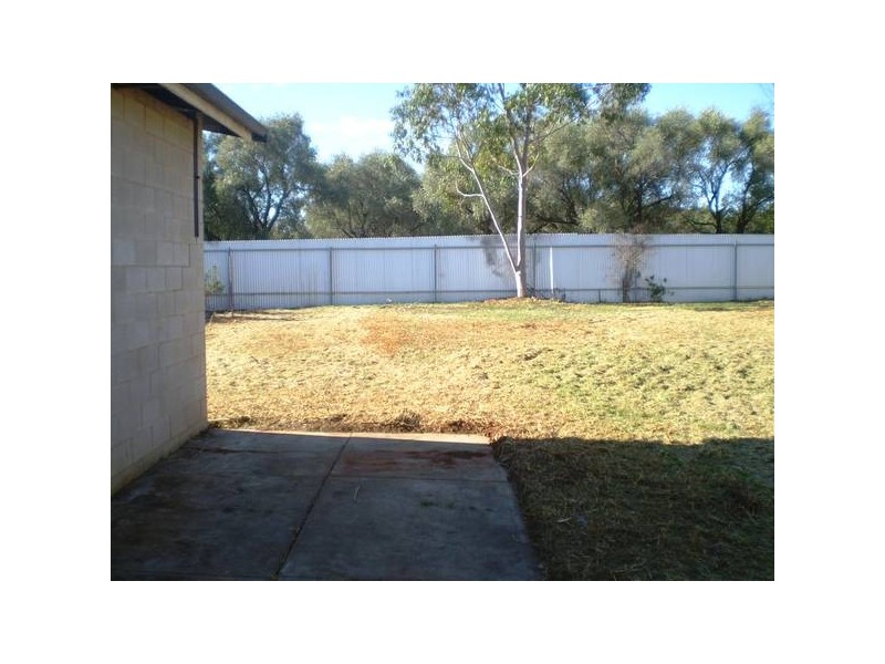 27 Portland Road, Elizabeth East SA 5112