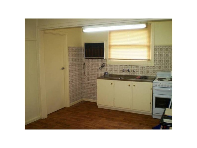 7 Barton Road, Elizabeth Downs SA 5113