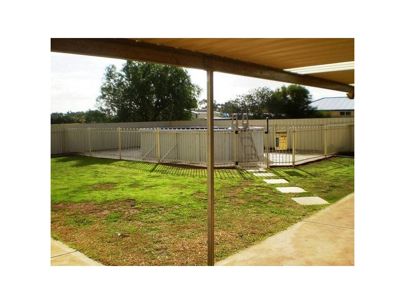 5 Paps Court, Munno Para West SA 5115