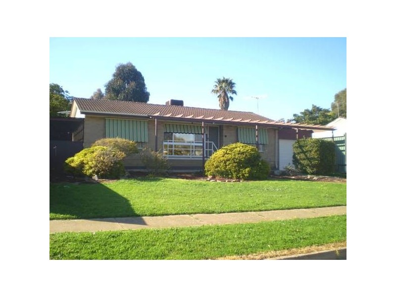 34 Woodlands Road, Elizabeth Downs SA 5113