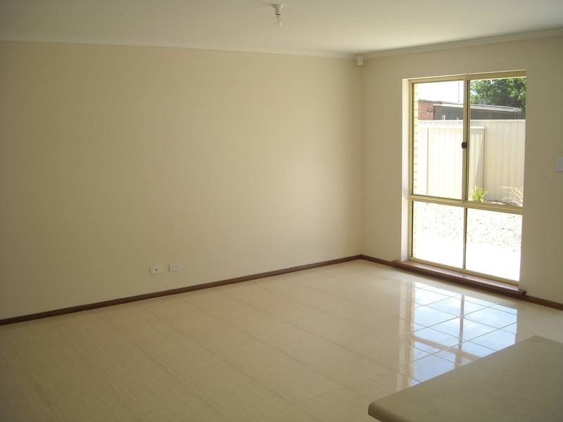 6 Wayfarer Mews, Smithfield SA 5114