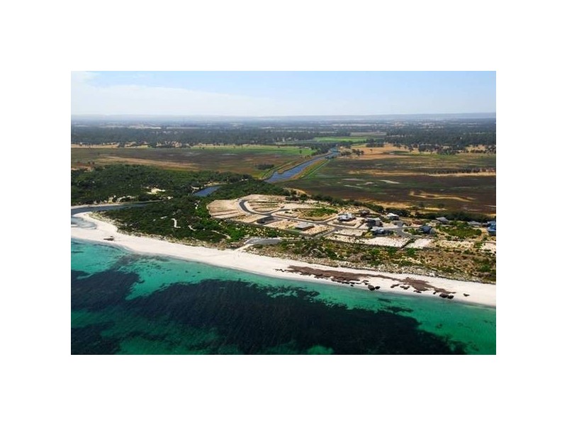 Peppermint Grove Beach WA 6271