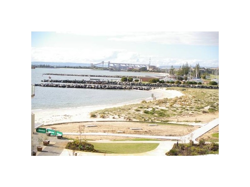 22/1 Bonnefoi Boulevard, Bunbury WA 6230