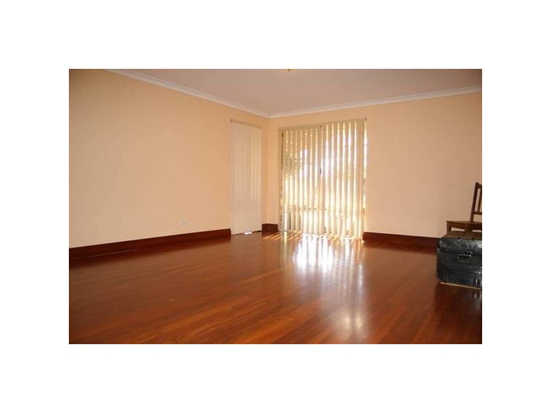 35 Barton Drive, Australind WA 6233