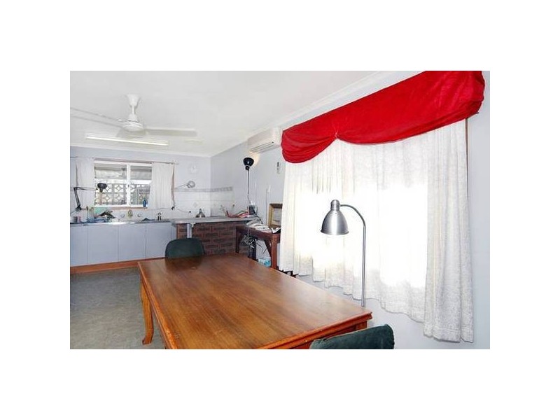 2 Francine, Australind WA 6233