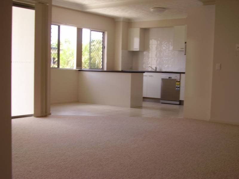 25 Shillito Street, Southport QLD 4215