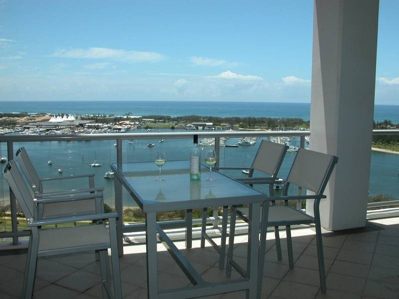 2301/1 Como Court, Southport QLD 4215